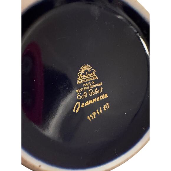 Vintage 1950s Bavarian Cobalt Blue Porcelain Vase Set with Gold Floral Trim - Picture 6 of 7